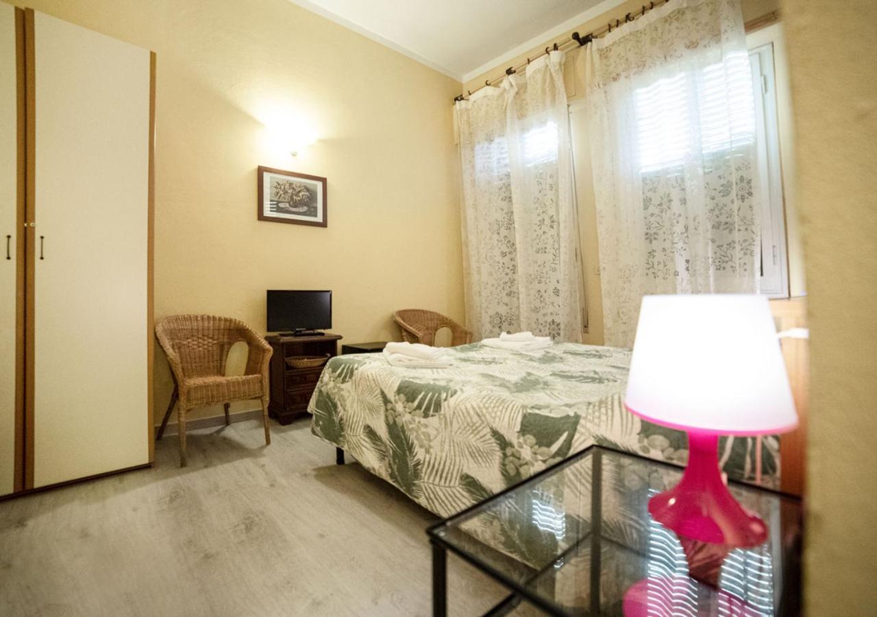 Argentiere Room Apartments Флоренция Экстерьер фото