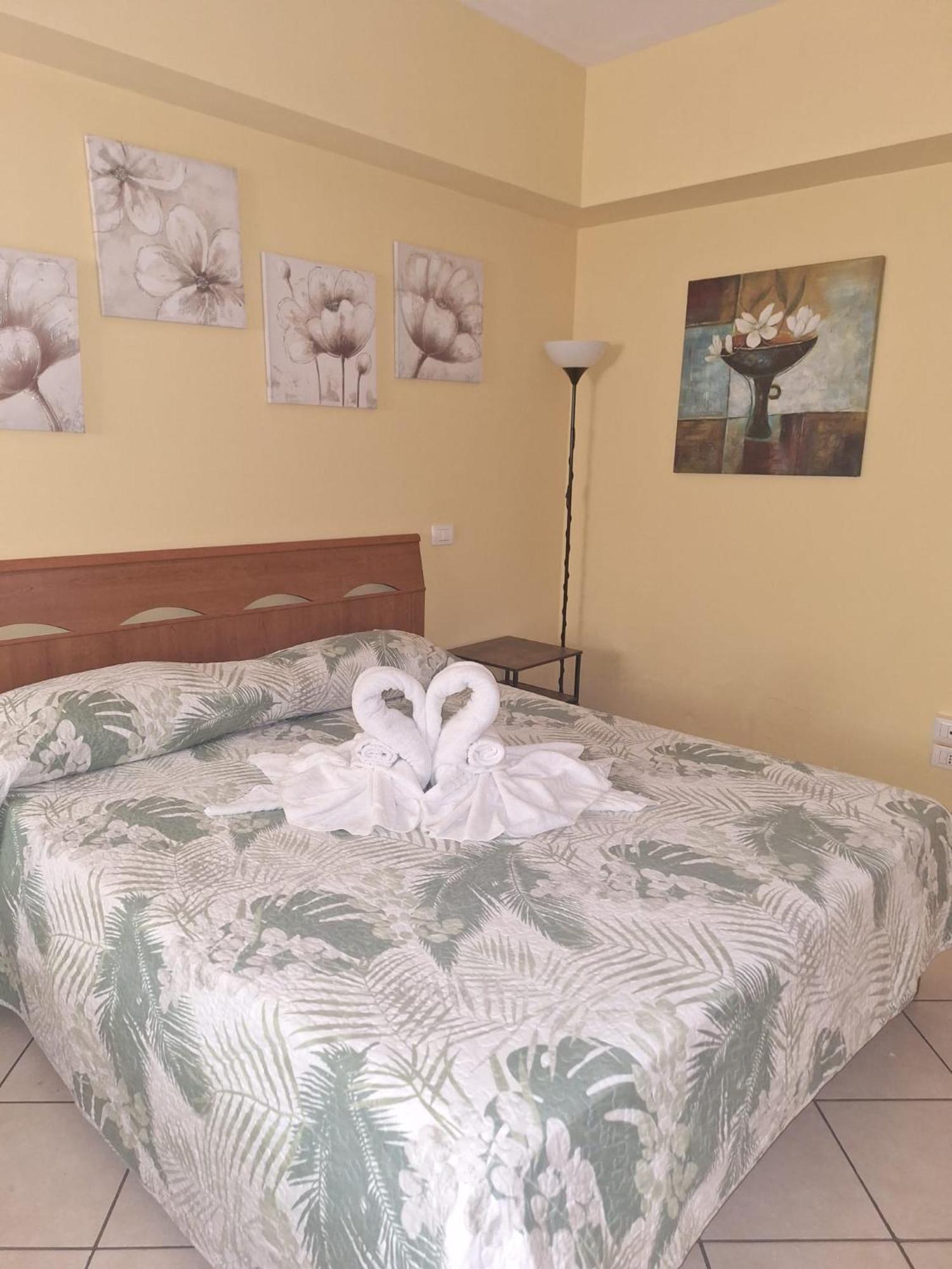 Argentiere Room Apartments Флоренция Экстерьер фото